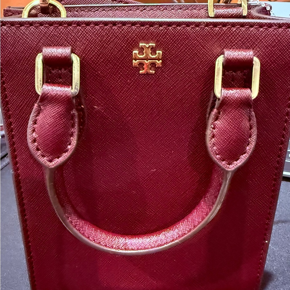 Perfect for Fall - Tory Burch NWT Burgundy Mini Bag - Emerson Mini Shopper - Picture 4 of 7